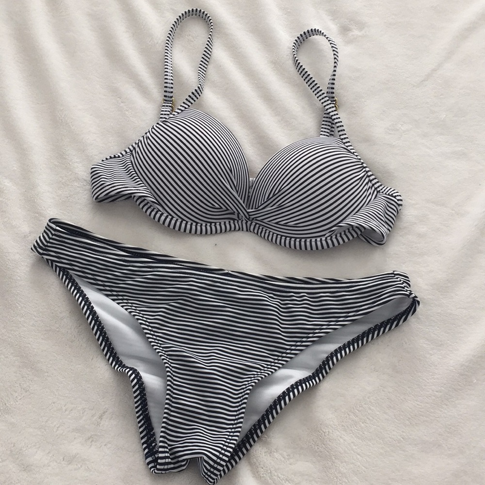 Xhilaration striped bikini with padded top